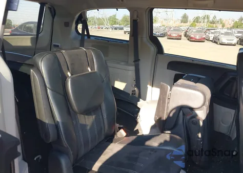2016 Chrysler Town & Country Limited из США, поврежденный, VIN 2C4RC1JG7GR121284